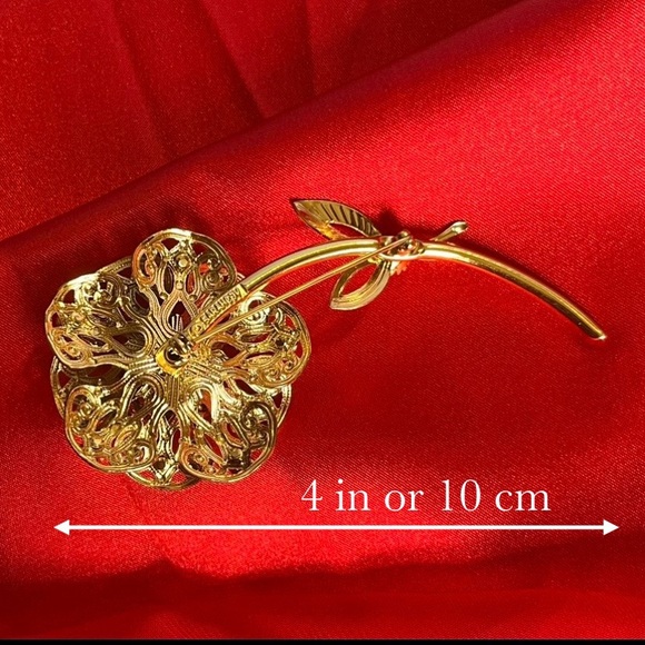 𝐕𝐢𝐧𝐭𝐚𝐠𝐞 𖢻Sarah Coventry𖢻 Gold colored Flower Brooch Pin - Picture 6 of 6